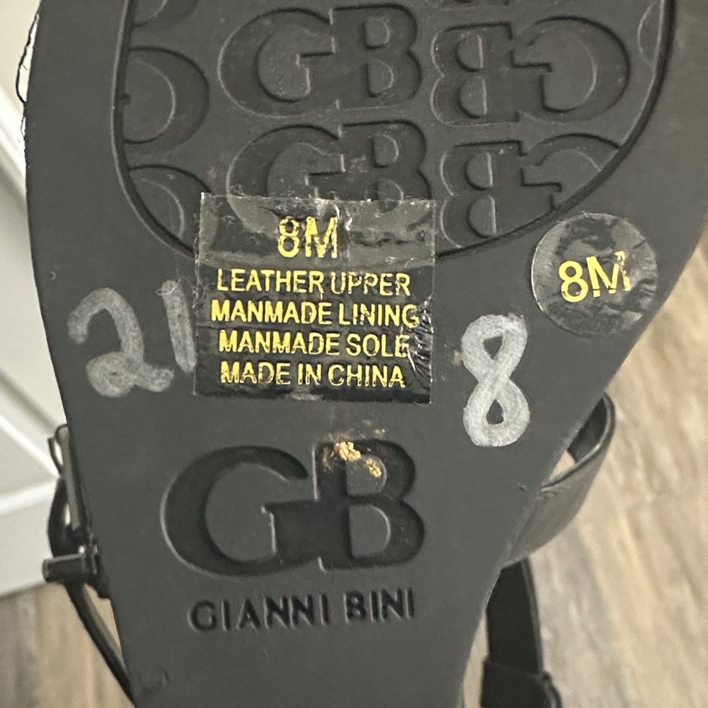 Gianni Bini Black Strappy Wedge Sandals - Picture 4 of 4